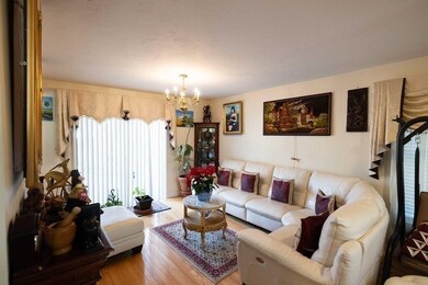 36 Woodford St unit B, Worcester, MA 01604 - photo 6