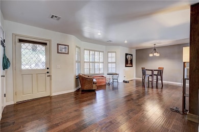 Front room (flex space)