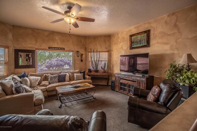 4904 Monteagle Dr, Farmington, NM 87402 - photo 2