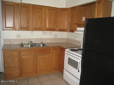 352 E Laguna St, Tucson, AZ 85705 - photo 6