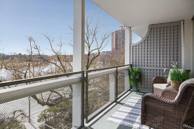 221 Mt Auburn unit 307, Cambridge, MA 02138 - photo 2