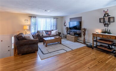 22 Crest Ave, Narragansett, RI 02882 - photo 3