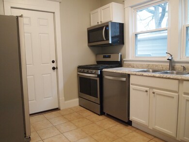 811 F St, La Porte, IN 46350 - photo 5