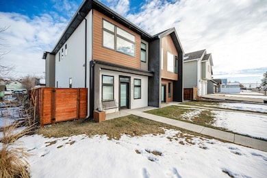 735 E 7th St, Sheridan, WY 82801 - photo 2