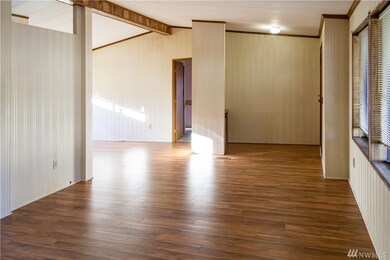 789 Pine Dr, Enumclaw, WA 98022 - photo 3