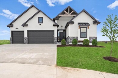 1221 Laredo Place, Raymore, MO 64083 - photo 2