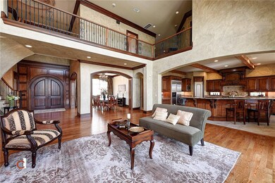 Large entry for gatherings
