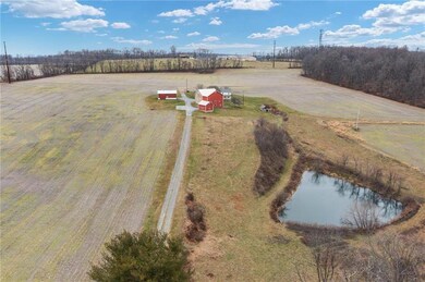 7059 Elementary Rd, Coopersburg, PA 18036 - photo 5