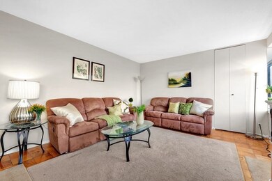 Harbor Towers unit 3H, Boston, MA 02110 - photo 4