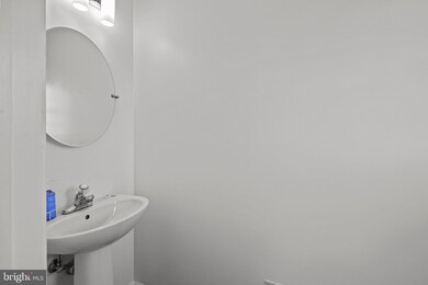 321 Eagle Ct unit 204, Jamison, PA 18929 - photo 4