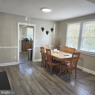 3210 Clayborne Ave, Alexandria, VA 22306 - photo 7