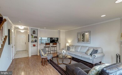 939 S Scott St unit 1, Arlington, VA 22204 - photo 4