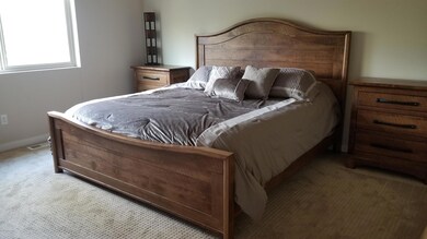 Master Bedroom (2)