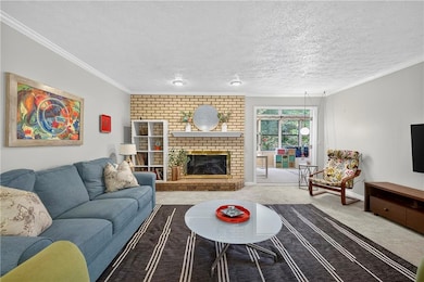 924 Hazel Ct SW, Lilburn, GA 30047 - photo 5