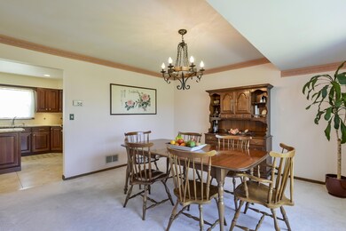 006_Dining Room