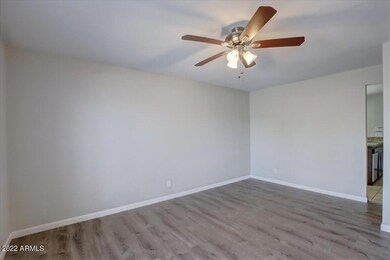 06-E Millett Ave-006