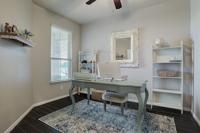 299 Kendall Crest Dr, Alvin, TX 77511 - photo 6