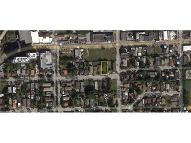 319 NW 35 St, Miami, FL 1 - photo 2