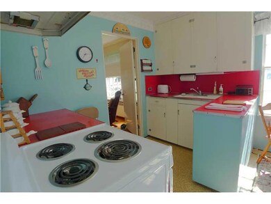 51 Union St, Boothbay Harbor, ME 04538 - photo 3