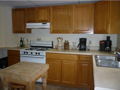 57 Cedar St, Lunenburg, VT 05906 - photo 6