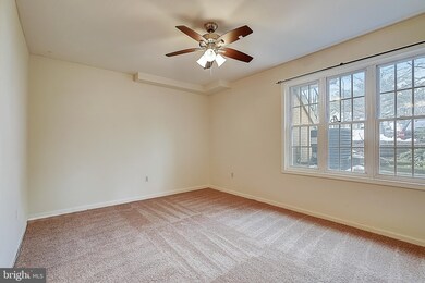 1511 Marlborough Ct, Crofton, MD 21114 - photo 5