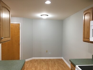 1306 Carriage Ln unit 1306, Taunton, MA 02780 - photo 5