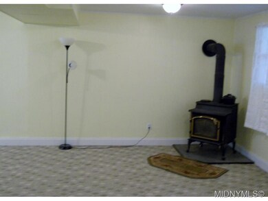 Lowel Level with Wood Stove