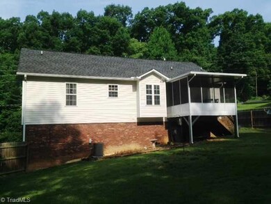 1551 Brookdale Dr, Asheboro, NC 27205 - photo 2