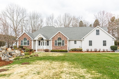 21 Davis Rd, Dracut, MA 01826 - photo 2