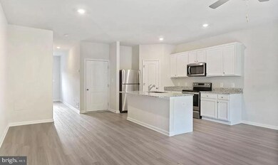 140 Cramsford St, Falling Waters, WV 25419 - photo 4