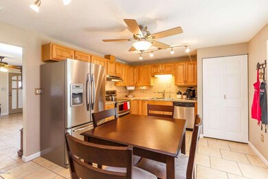 006_KITCHEN