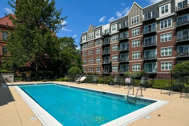 355 E Liberty Dr, Wheaton, IL 60187 - photo 5