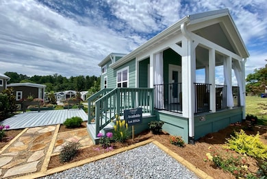 126 Misty Knoll Way, Flat Rock, NC 28731 - photo 2