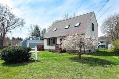 5 Maplecrest St, Newmarket, NH 03857 - photo 2