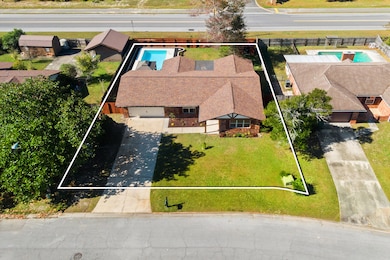 2003 Plumosa Palm Dr, Niceville, FL 32578 - photo 2