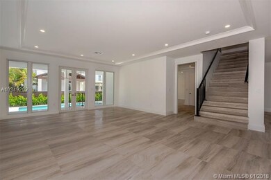 HUGE LIVING ROOM