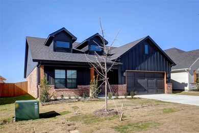 928 Rodgers Ave, Godley, TX 76044 - photo 2