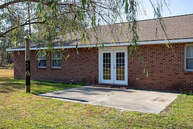 501 Brandon St, Baxley, GA 31513 - photo 6