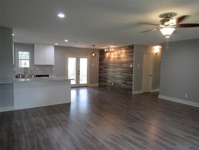 43 County Road 4322, Dayton, TX 77535 - photo 4