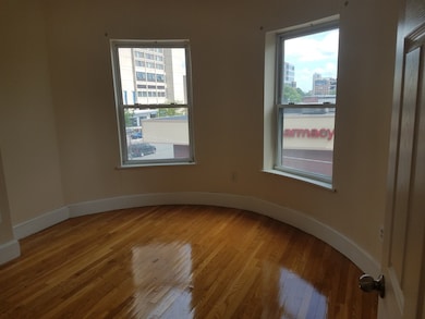 883 Harrison Ave unit 3, Boston, MA 02118 - photo 2