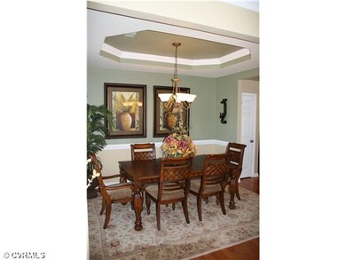 Exterior Front - Dining Room!