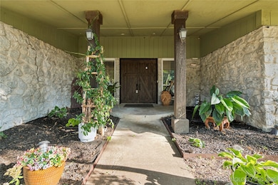 8413 Shadowood Ave, Broken Arrow, OK 74011 - photo 2