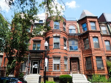 261 W Newton St unit 4, Boston, MA 02116 - photo 7