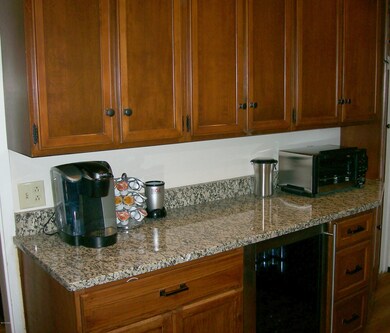 1507 West St, Honesdale, PA 18431 - photo 4