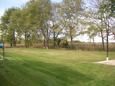 2780 Cornstalk Ave, Ashville, OH 43103 - photo 5