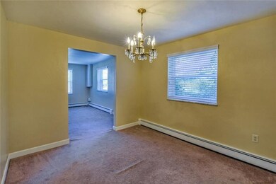 Gracious dining room!