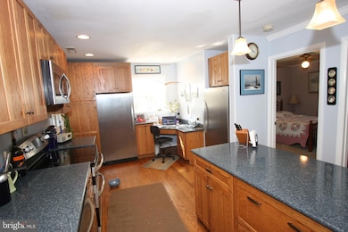 104 Spring Valley Dr, Annapolis, MD 21403 - photo 4