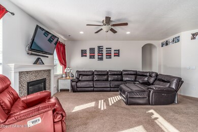 6082 Lofty Ridge St 03