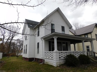 232 Whitney St, Conneaut, OH 44030 - photo 2