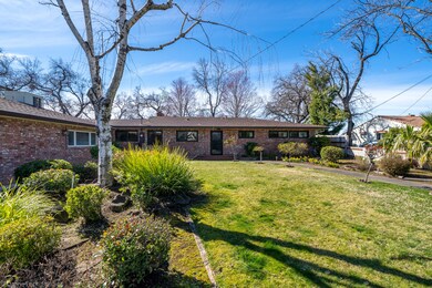 3322 Wilshire Dr-5